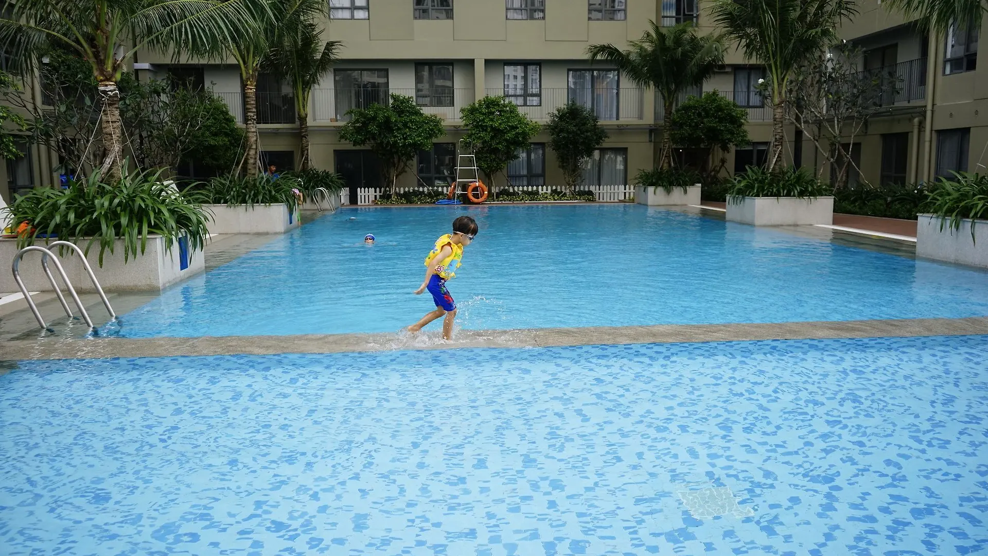 Maison De Apartment - Masteri Thao Dien contacts